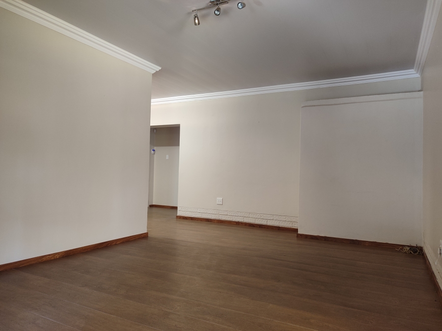 5 Bedroom Property for Sale in Stilfontein North West